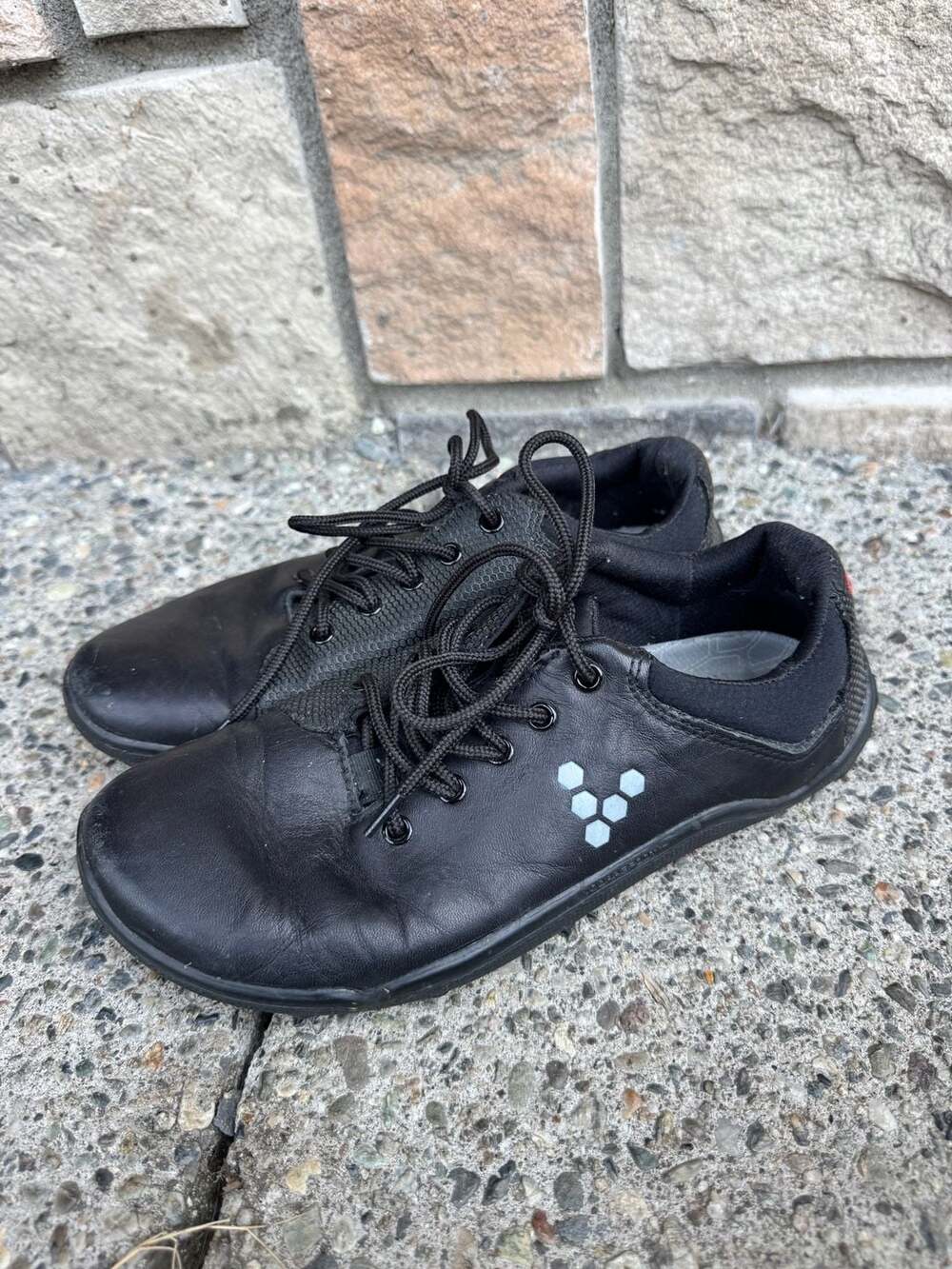 Vivobarefoot Primus Asana Black Leather Barefoot Sneakers EU 38